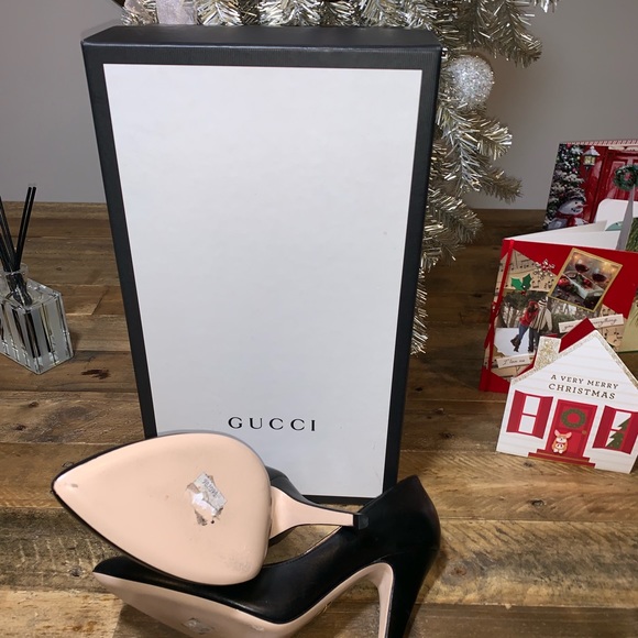 Gucci Leather Molina Pumps - Picture 8 of 8